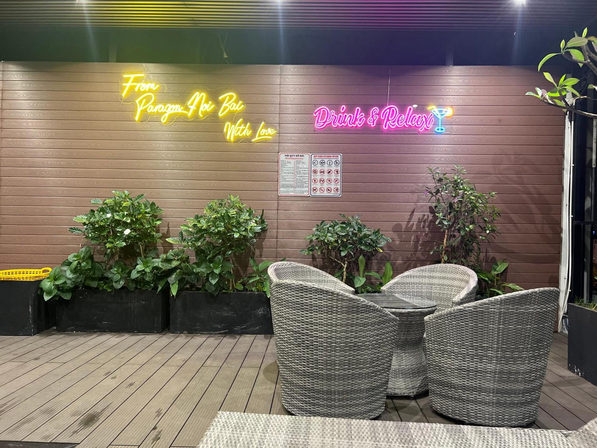 帕拉贡内白酒店及泳池 河内 外观 照片