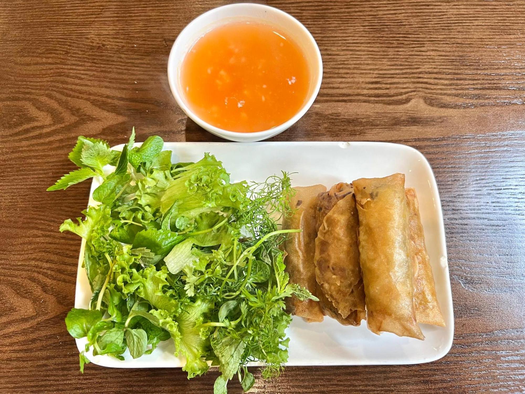 帕拉贡内白酒店及泳池 河内 外观 照片